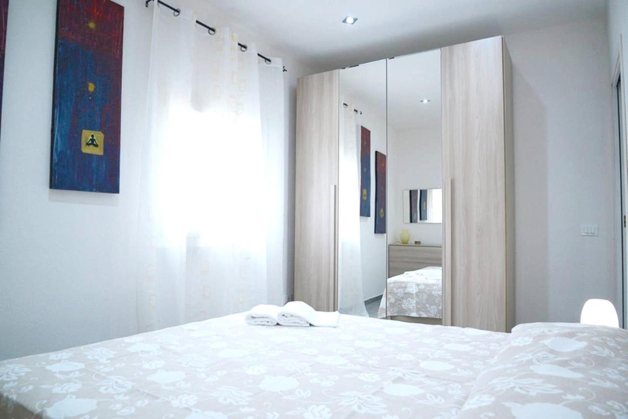 Comfortable House In La Pila With Terrace And Parking Marmi Dış mekan fotoğraf